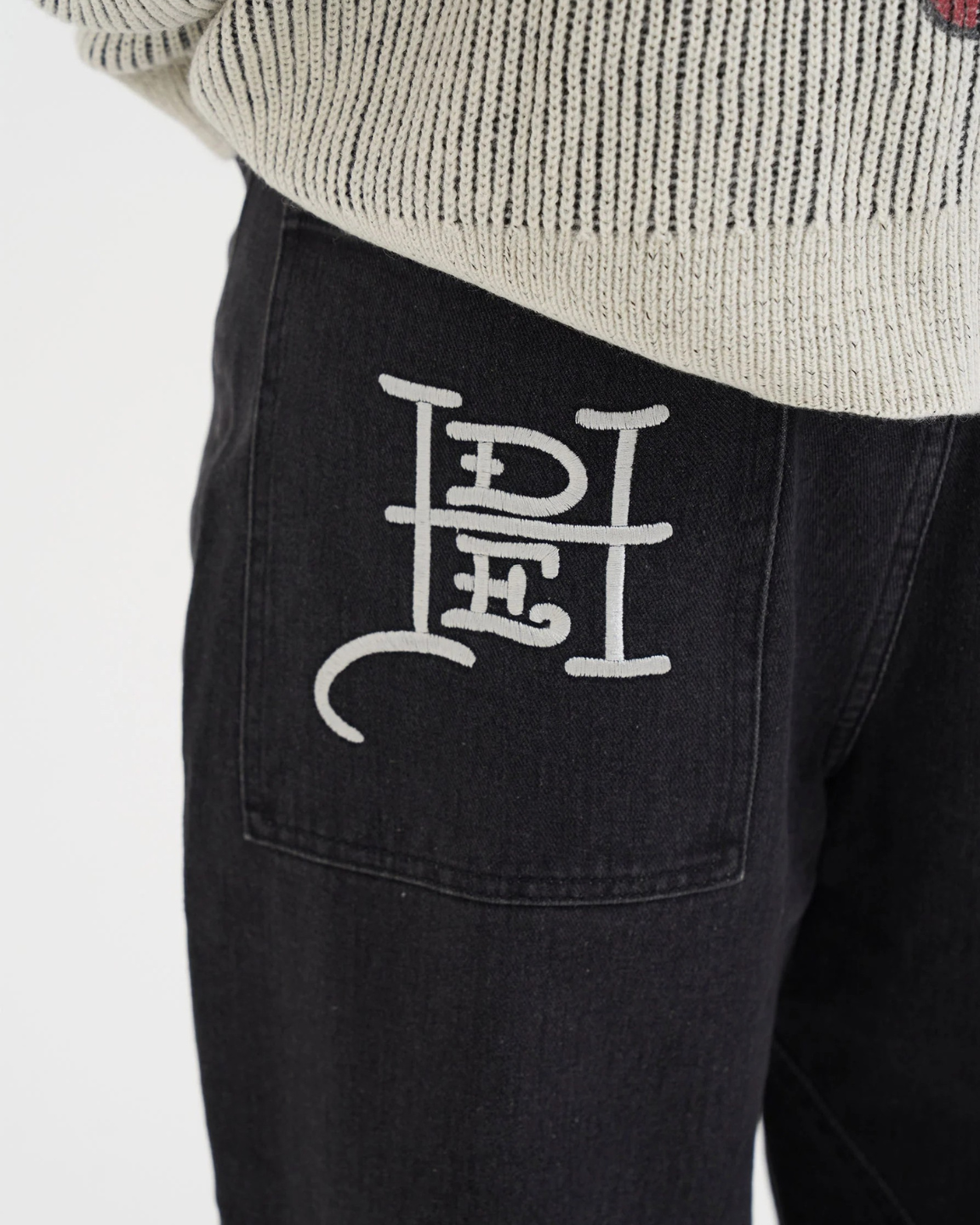 Relaxed Seam Detail Jeans